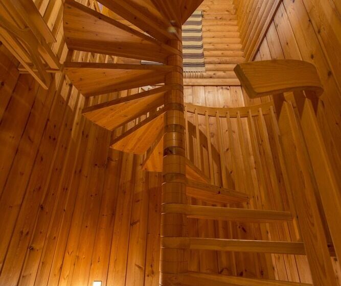 1ベッドルームハウス, Nidom