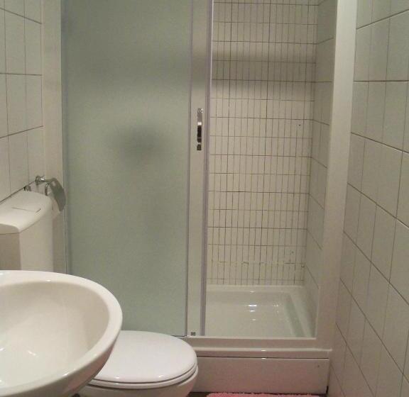 Quarto deluxe, Private Accommodation Raspudic