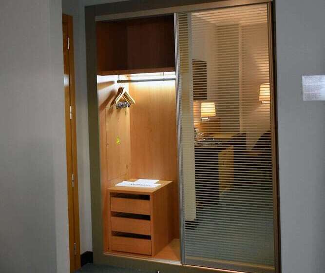 اتاق سوپریور, Radisson Hotel Astana