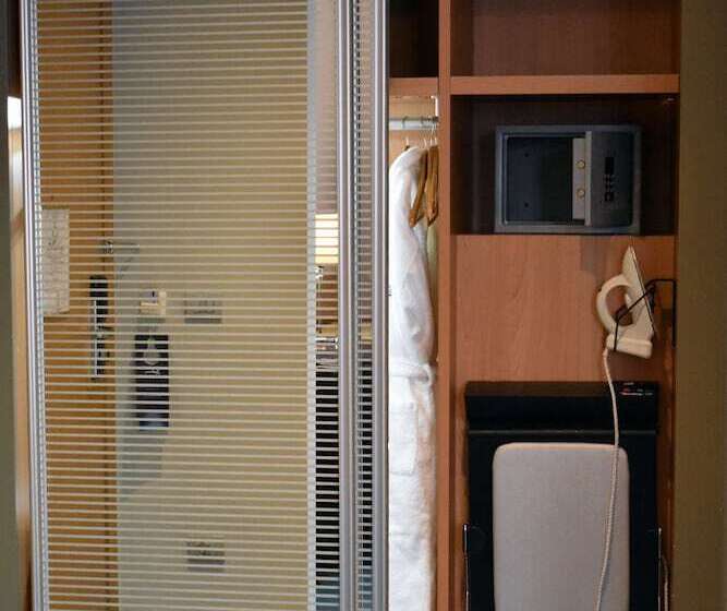 اتاق سوپریور, Radisson Hotel Astana