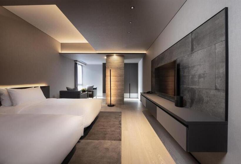 スタンダードスタジオ, Sansui Niseko