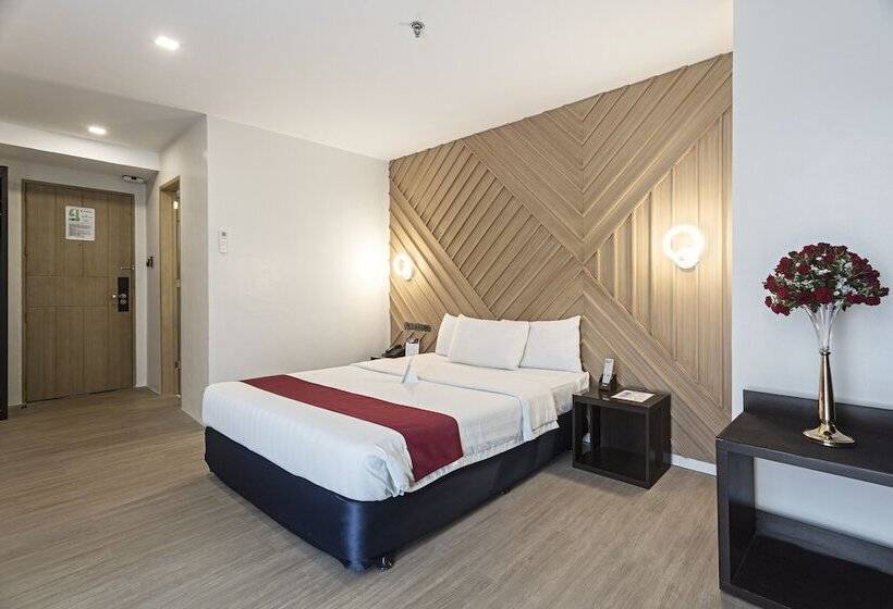 Номер Deluxe, Sarrosa International Hotel And Residential Suites