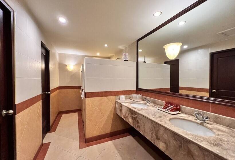 Family Suite, Sarrosa International Hotel And Residential Suites