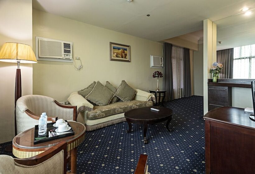 スイート, Sarrosa International Hotel And Residential Suites