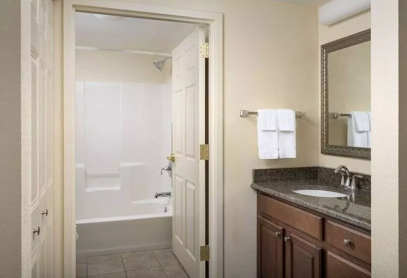 スイート, Staybridge Suites North Brunswick, An Ihg