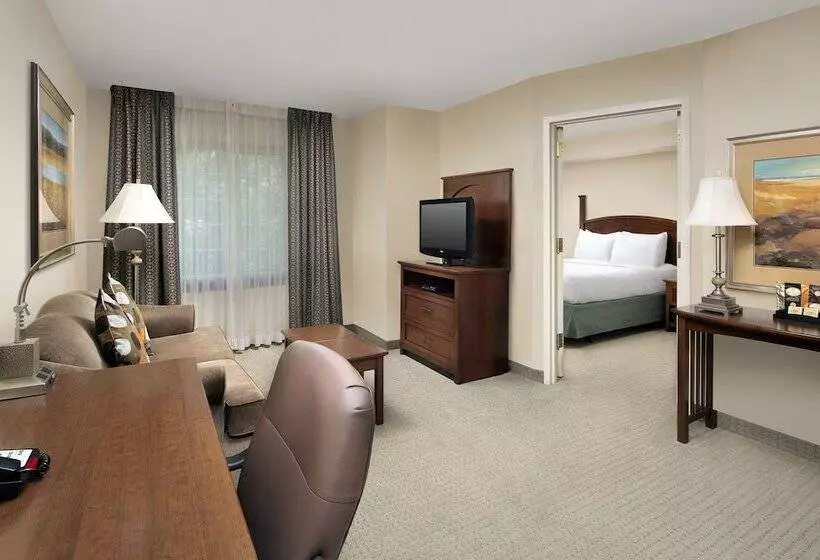 スイート, Staybridge Suites North Brunswick, An Ihg