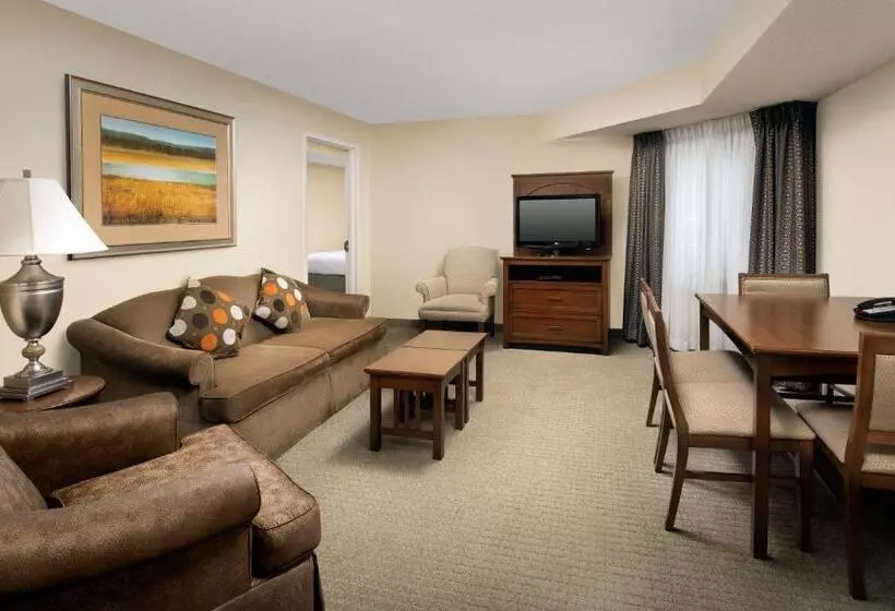 ２ベッドスイートルーム, Staybridge Suites North Brunswick, An Ihg
