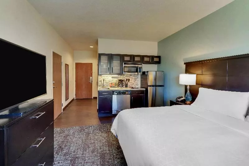 キングサイドベッドのスタンダードワンルーム, Staybridge Suites San Angelo, An Ihg