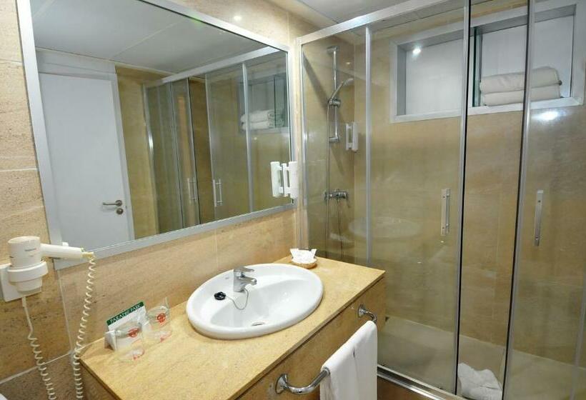 スーペリアールーム, Paradise Park Fun Lifestyle