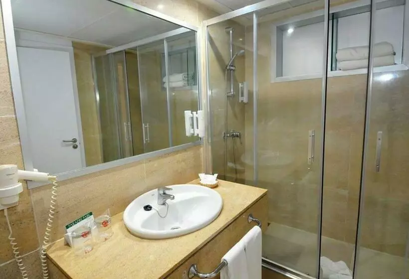 اتاق استاندارد, Paradise Park Fun Lifestyle