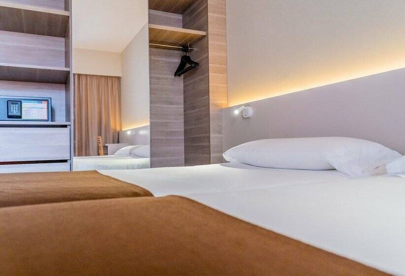 クラシックシングルルーム, Paradise Park Fun Lifestyle