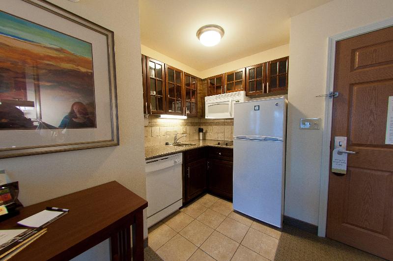 Студио Стандарт Кровать Кинг, Staybridge Suites East Stroudsburg   Poconos, An Ihg