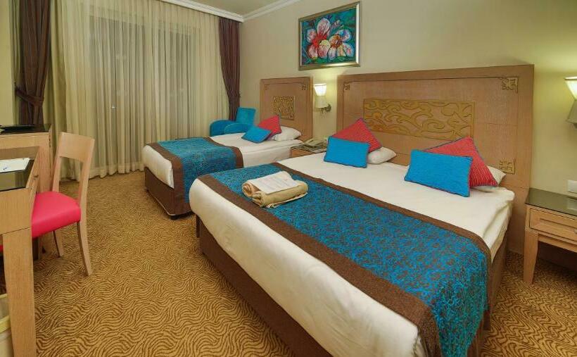 측면 바다 전망 스탠다드 3인룸, Crystal De Luxe Resort & Spa   All Inclusive