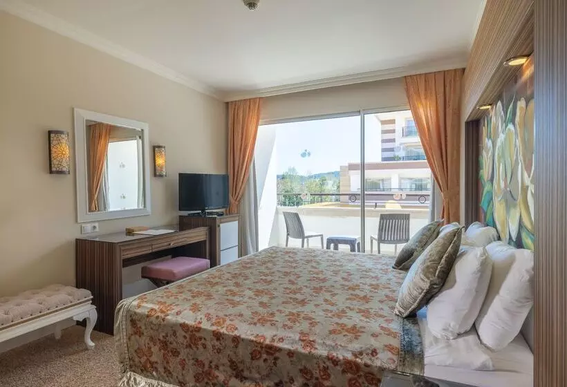 سوییت, Crystal De Luxe Resort & Spa   All Inclusive