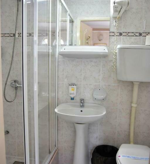 اتاق استاندارد, Garni Hotel Lav