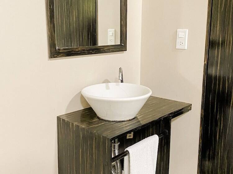 Семейный Номер, Amigo Suites