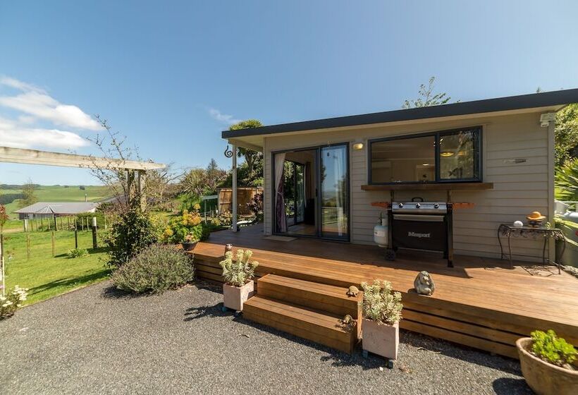 Дом 1 Спальня, City Lights Boutique Lodge