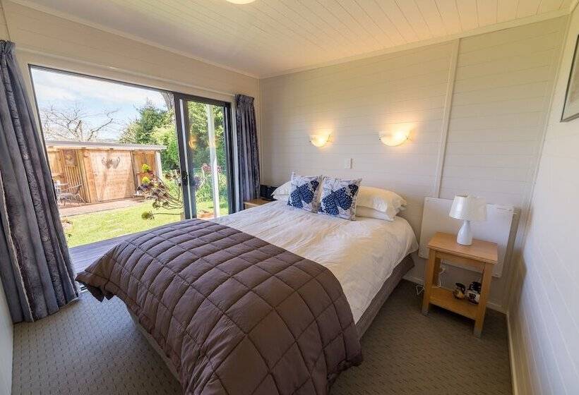 Дом 1 Спальня, City Lights Boutique Lodge