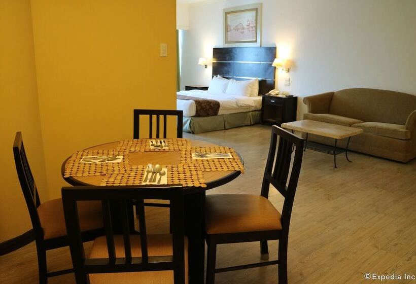 سوئیت پرزیدنت, Days Hotel By Wyndham Iloilo
