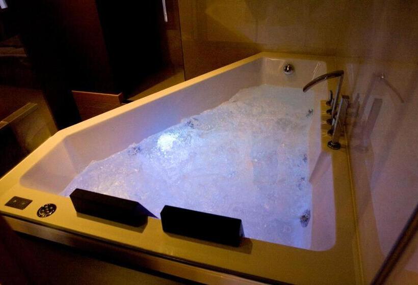 Люкс с гидромассажем, El Faixero Evolucion