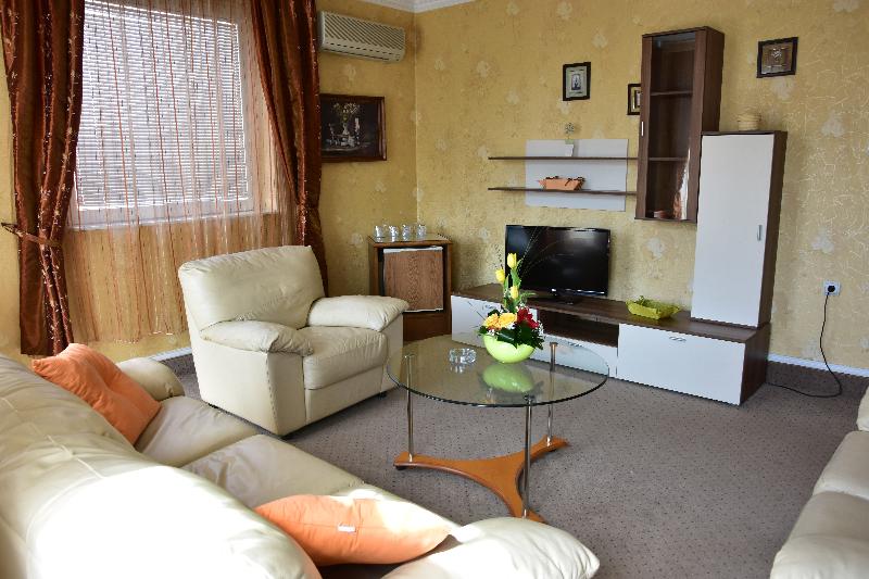 سوییت, Garni Hotel Lav