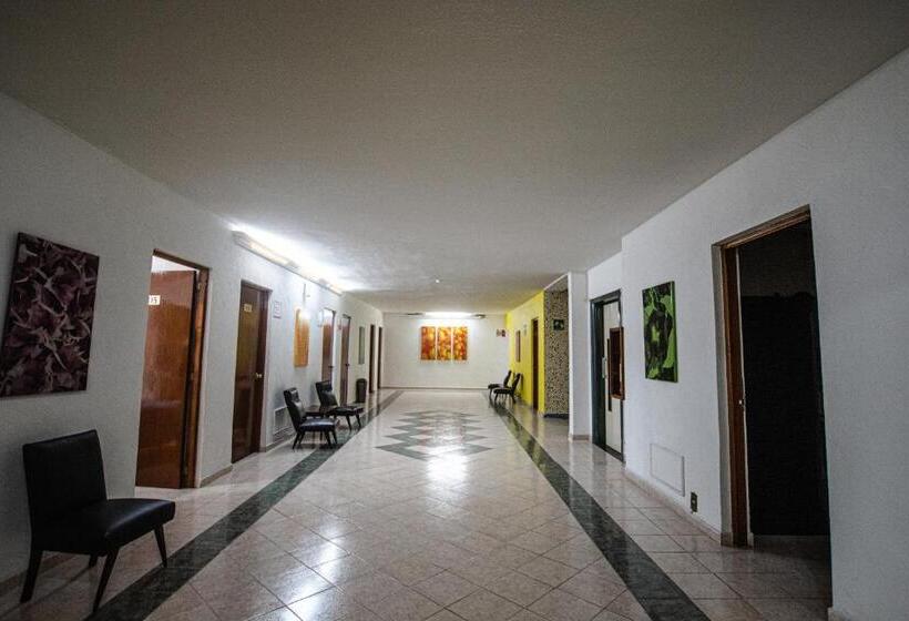 غرفة كلاسيكية, Palacio