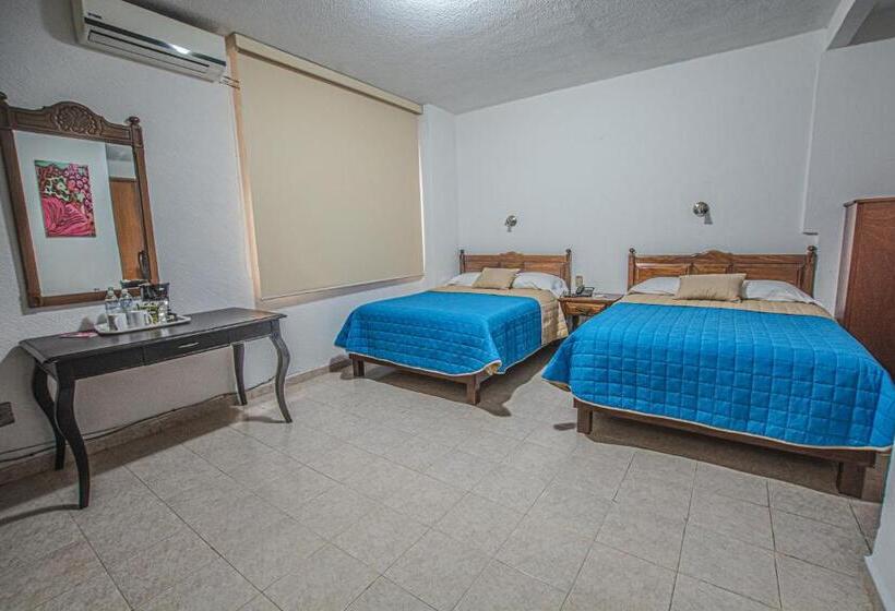 غرفة كلاسيكية, Palacio