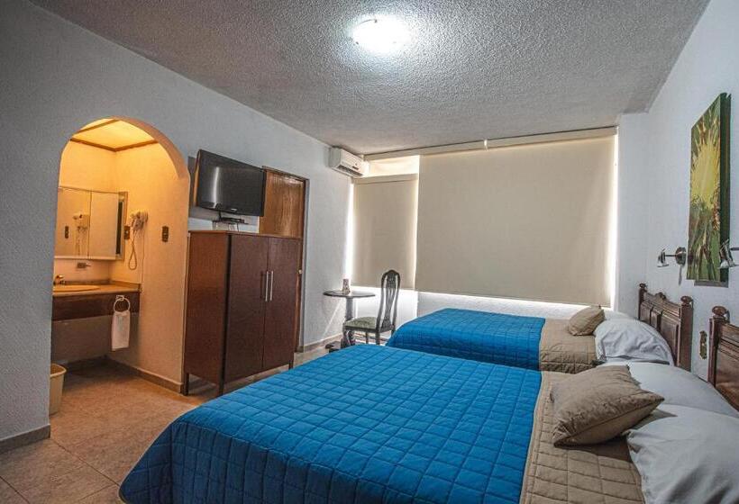 غرفة كلاسيكية, Palacio