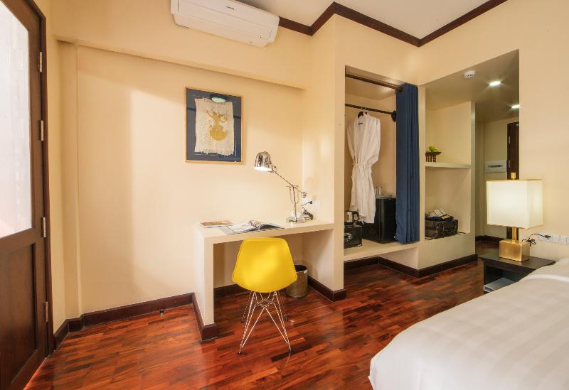 اتاق کلاسیک, Parasol Blanc