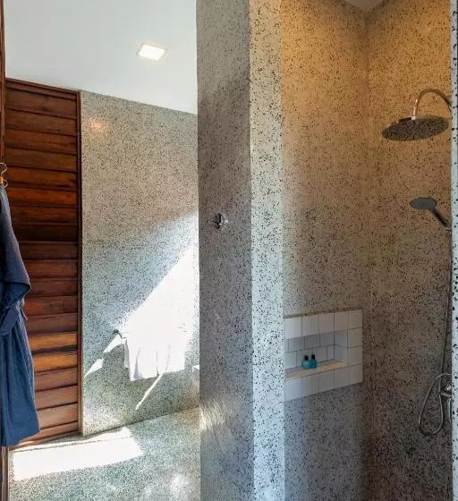 اتاق سوپریور, Residence Bassac