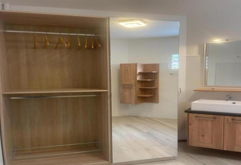 استودیوی استاندارد, Résidence Vue Mer