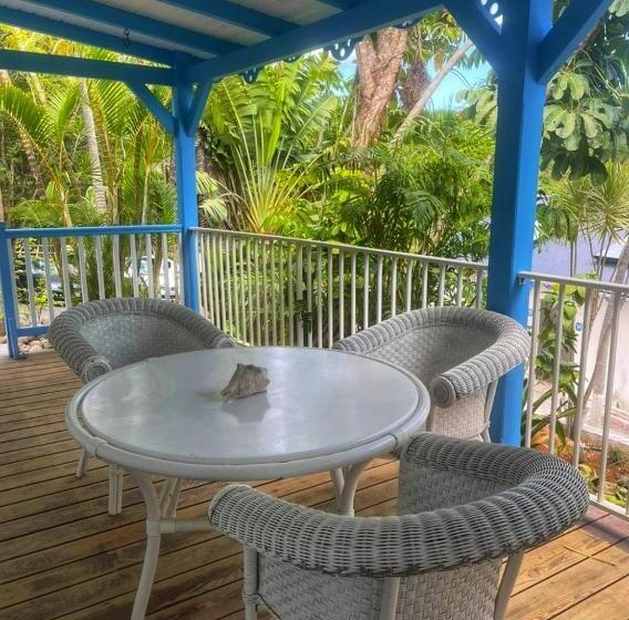 استودیوی استاندارد, Résidence Vue Mer