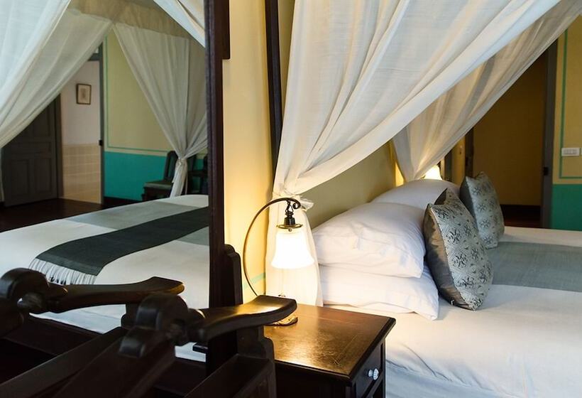 ジュニアスイート, Satri House