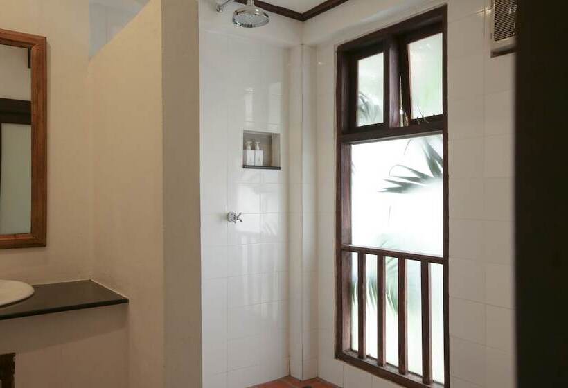 リバービュースタンダードルーム, The Apsara