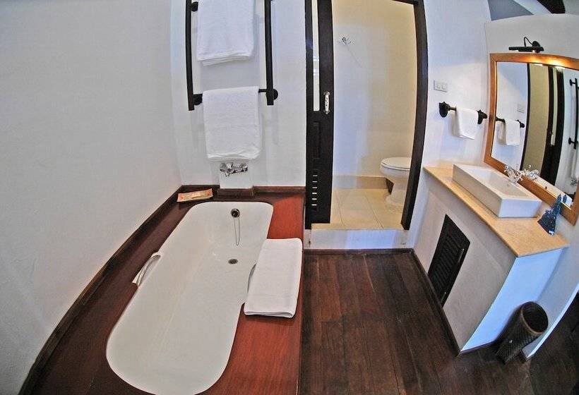 リバービュースーペリアールーム, The Apsara