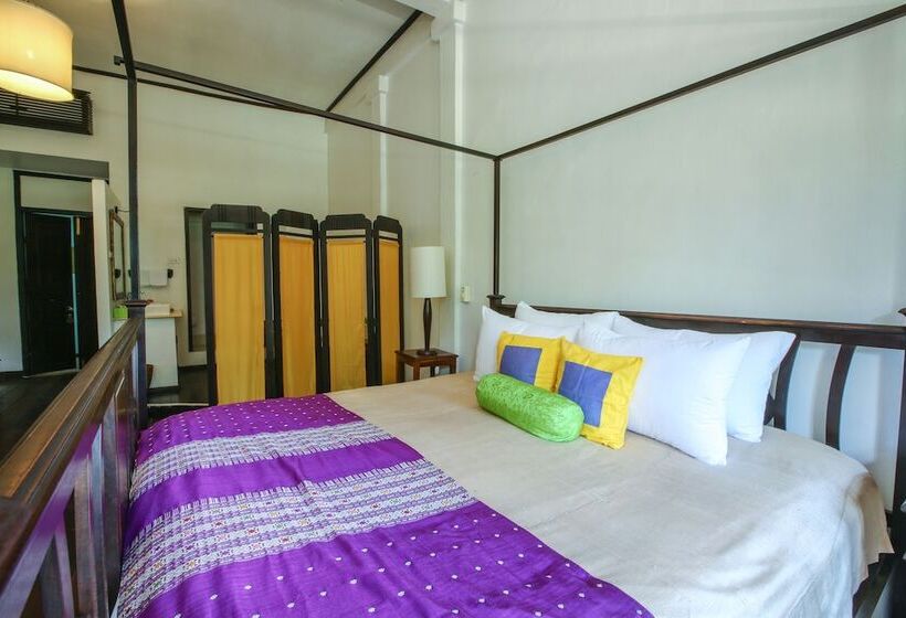 リバービュースーペリアールーム, The Apsara