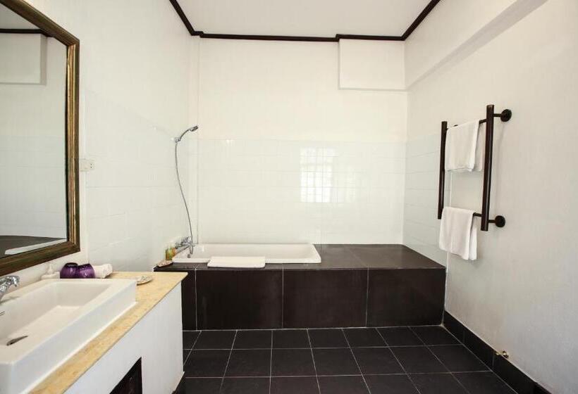 1階のスーペリアルーム, The Apsara