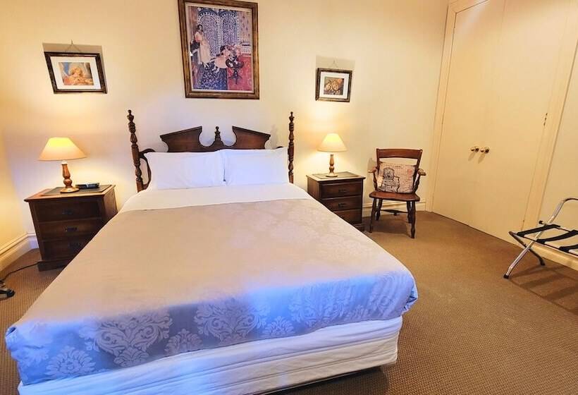 غرفة ديلوكس, Leura House