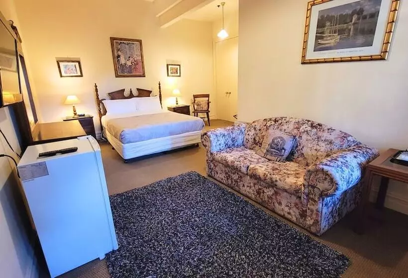 デラックスルーム, Leura House