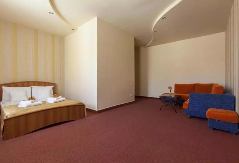 سوییت, Best Western Bohemian Resort