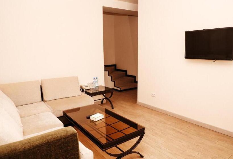 سوئیت 2 خوابه, Best Western Bohemian Resort