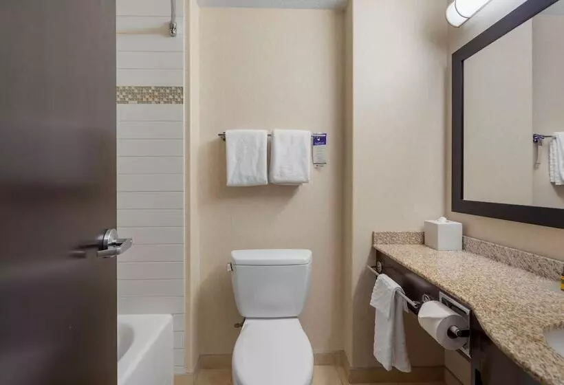 ジュニアスイート, Best Western Plus Sherwood Park Inn & Suites