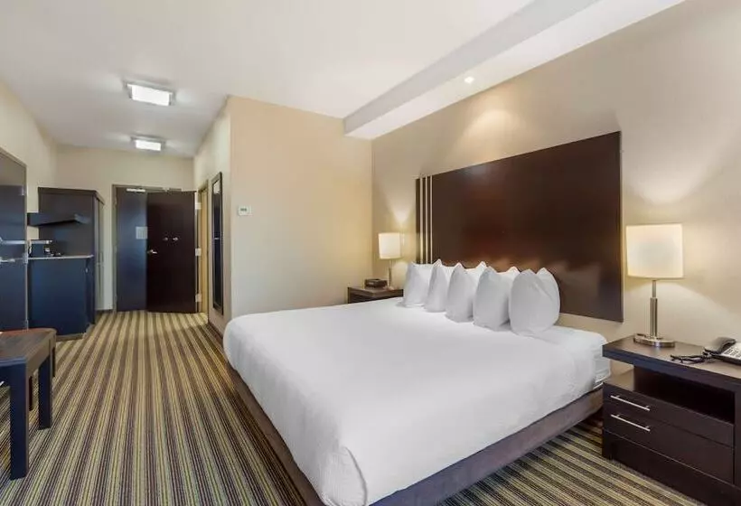 ジュニアスイート, Best Western Plus Sherwood Park Inn & Suites