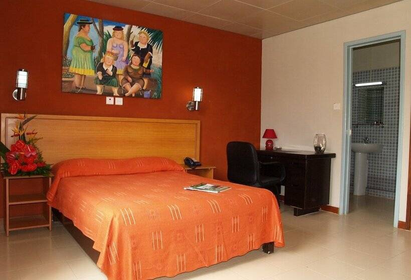 اتاق لوکس, Champ De Mars B&b