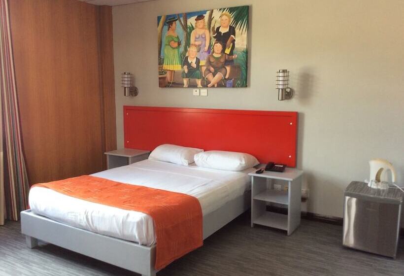 اتاق لوکس, Champ De Mars B&b