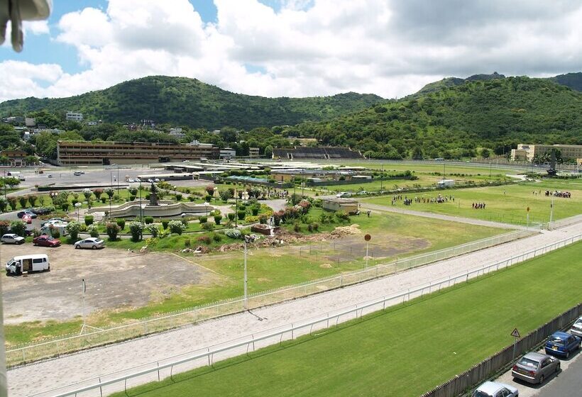 اتاق استاندارد, Champ De Mars B&b