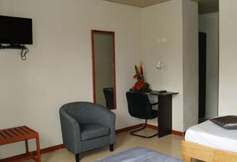 اتاق استاندارد, Champ De Mars B&b