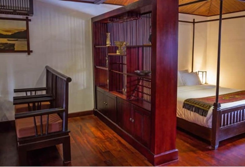 سوئیت پریمیوم, Chitchareune Mouangluang