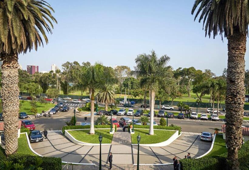Президентский Люкс, Country Club Lima Hotel – The Leading Hotels Of The World