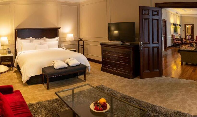 Президентский Люкс, Country Club Lima Hotel – The Leading Hotels Of The World